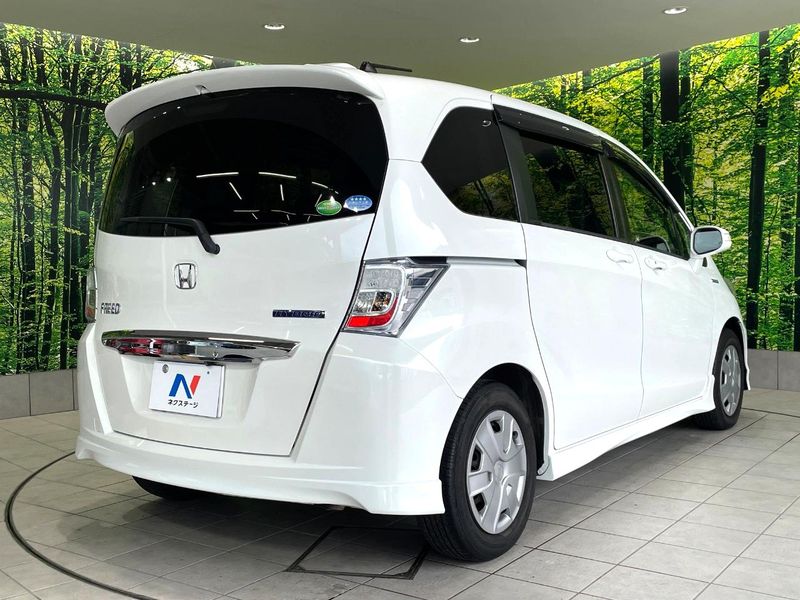 2014 Honda Freed hybrid DAA-GP3 (UW-6a9cd92075296)[18]