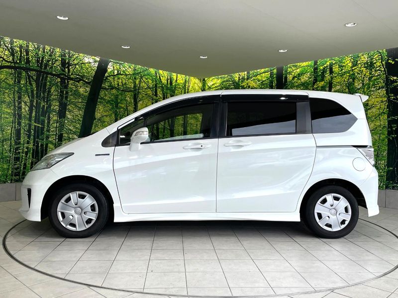 2014 Honda Freed hybrid DAA-GP3 (UW-6a9cd92075296)[7]