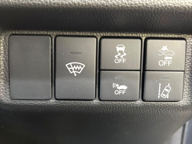 2018 Honda Fit Hybrid DAA-GP5 (UW-6a9cd92160c07)[14]