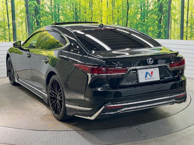 2017 Lexus LS DAA-GVF55 (UW-6a9cd93d5f5e7)[13]
