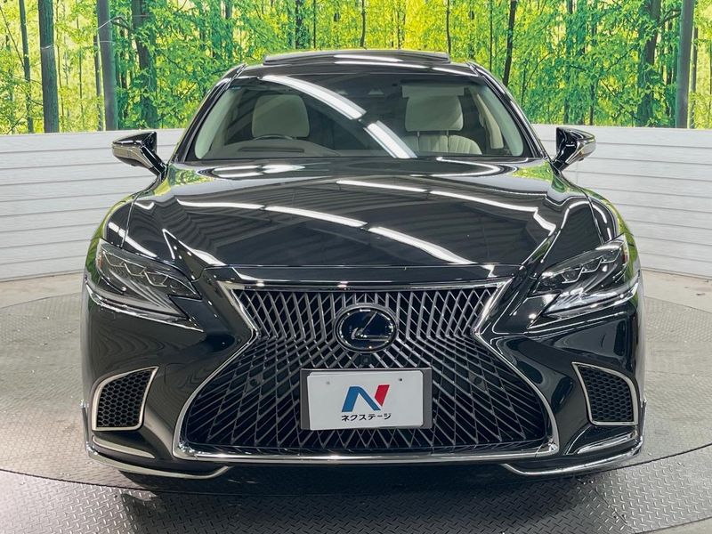 2017 Lexus LS DAA-GVF55 (UW-6a9cd93d5f5e7)[10]