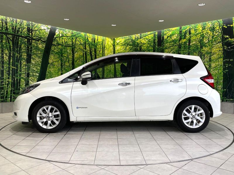 2018 Nissan Note DAA-HE12 (UW-6a9cd94b77fa6)[8]