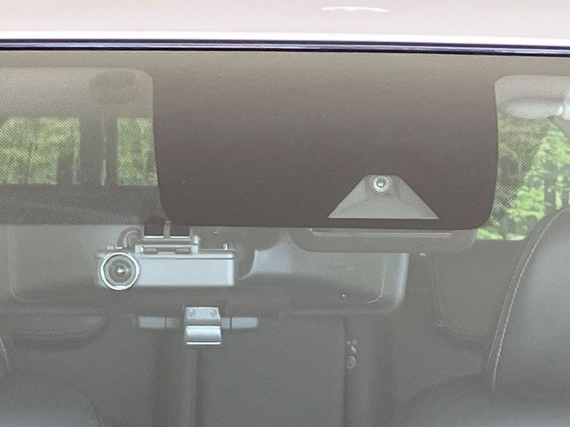 2018 Nissan Note DAA-HE12 (UW-6a9cd94b7f532)[5]