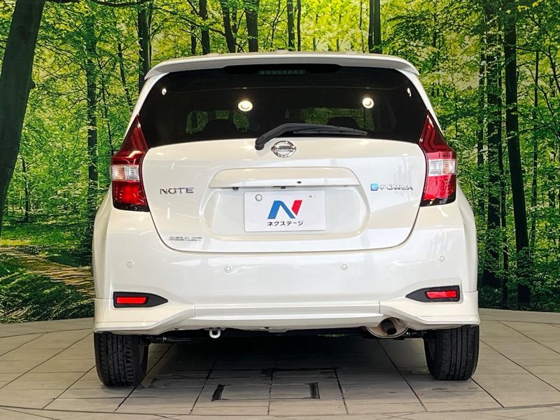 2018 Nissan Note DAA-HE12 (UW-6a9cd94b7f532)[16]