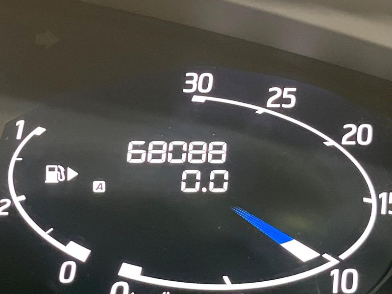 2015 Nissan Serena DAA-HFC26 (UW-6a9cd95dcc61a)[2]