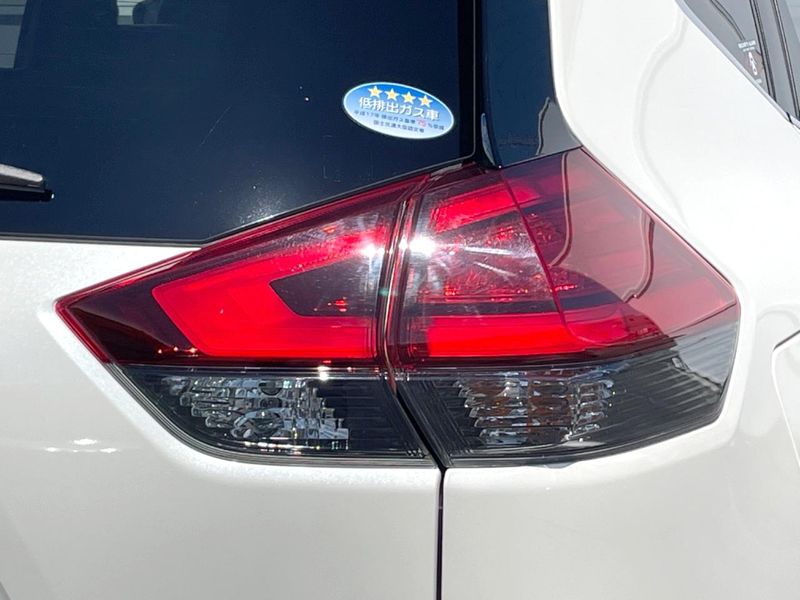 2018 Nissan X-Trail DAA-HNT32 (UW-6a9cd96858937)[20]