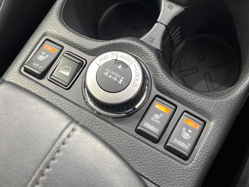 2019 Nissan X-Trail DAA-HNT32 (UW-6a9cd96891f3a)[24]