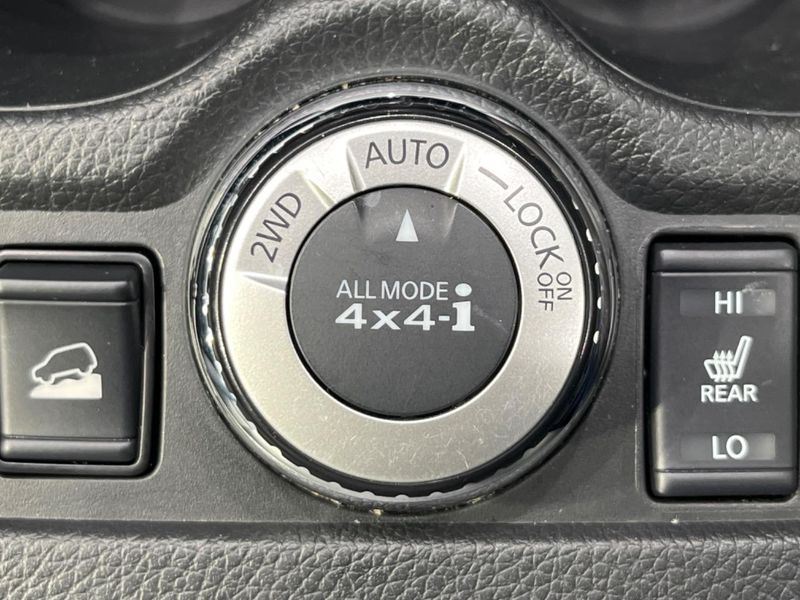 2019 Nissan X-Trail DAA-HNT32 (UW-6a9cd96891f3a)[25]
