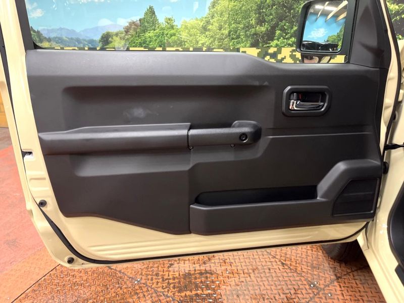 2023 Suzuki Jimny 3BA-JB64W (UW-6a9cd96e7a1dd)[6]