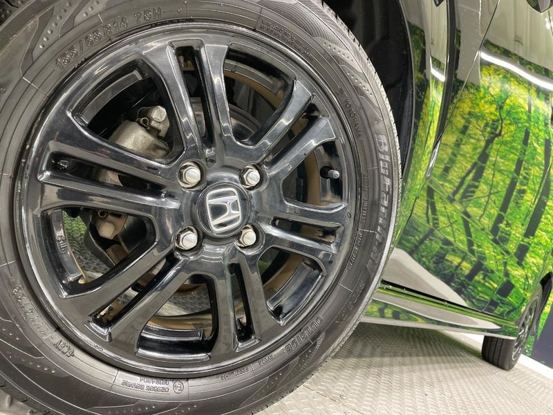 2017 Honda N-BOX CUSTOM DBA-JF1 (UW-6a9cd98addcc4)[8]