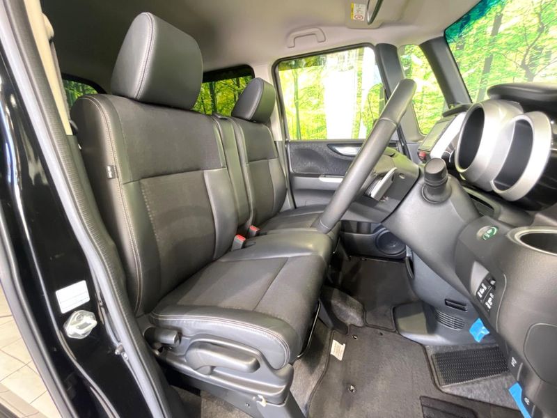 2016 Honda N-BOX CUSTOM DBA-JF1 (UW-6a9cd98e4d1a8)[22]