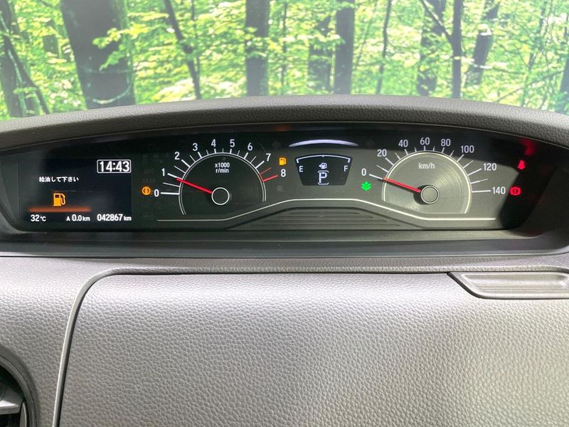 2017 Honda N-BOX DBA-JF3 (UW-6a9cd99320ffc)[20]