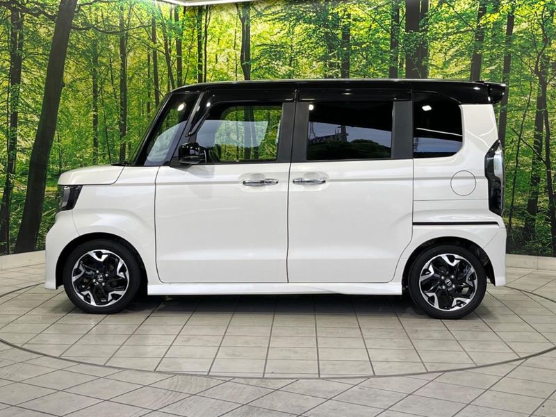2018 Honda N-BOX CUSTOM DBA-JF3 (UW-6a9cd99e9b29f)[11]