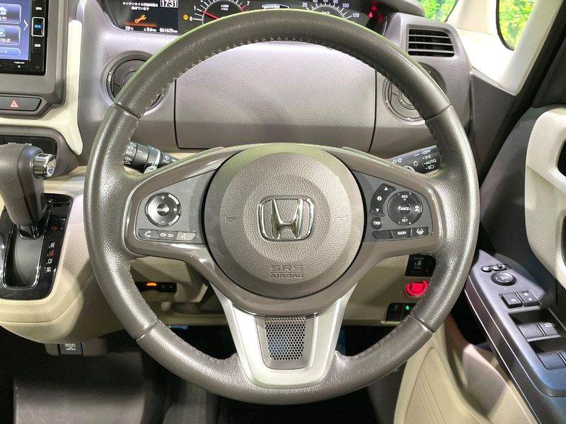 2019 Honda N-BOX DBA-JF3 (UW-6a9cd99edfb41)[20]