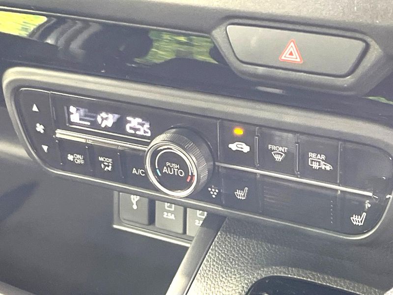 2022 Honda N-BOX CUSTOM 6BA-JF4 (UW-6a9cd9b6b3ad9)[16]