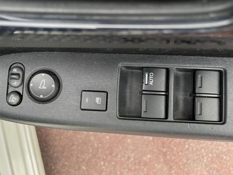 2014 Honda N-WGN Custom DBA-JH1 (UW-6a9cd9d323aaf)[17]