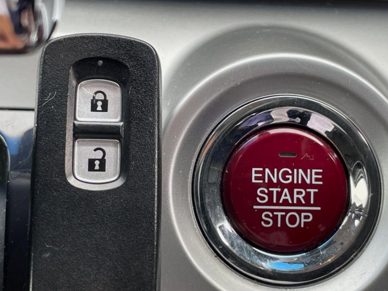 2014 Honda N-WGN Custom DBA-JH1 (UW-6a9cd9d323aaf)[18]