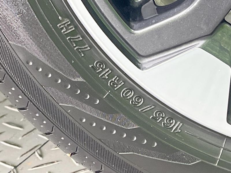 2017 Daihatsu Cast DBA-LA250S (UW-6a9cda13cdd96)[12]