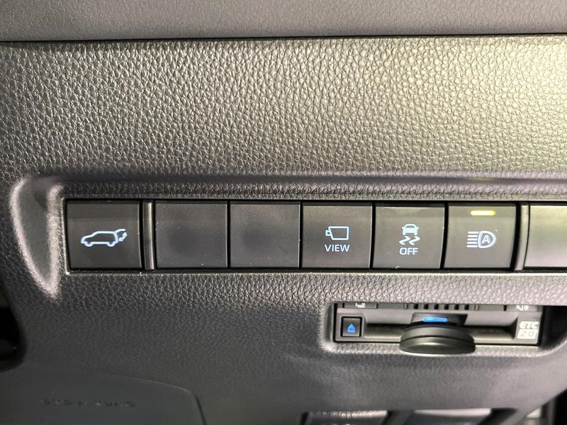 2021 Toyota Harrier 6BA-MXUA80 (UW-6a9cdb070cf02)[21]