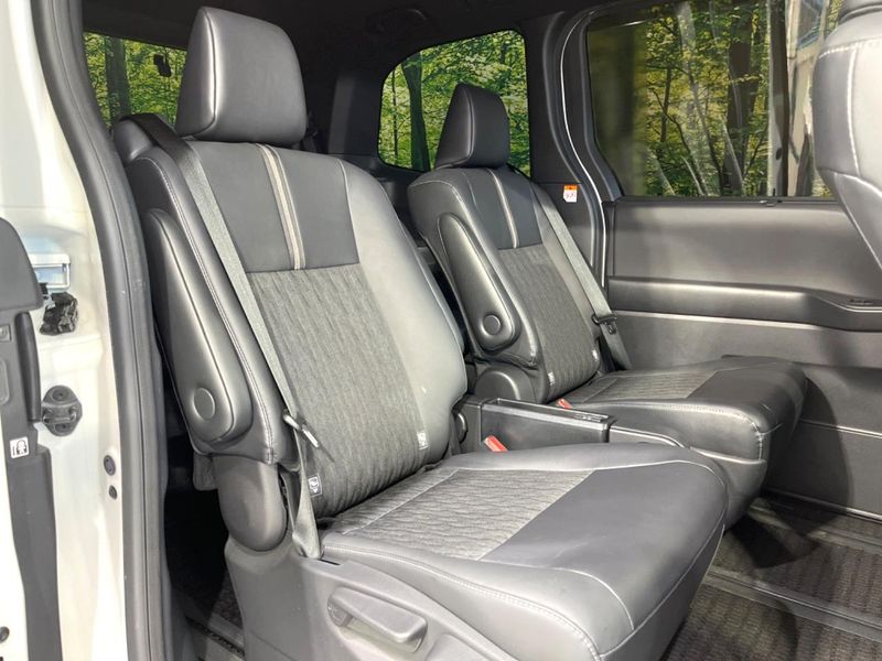 2024 Toyota Noah 6BA-MZRA90W (UW-6a9cdb23eda0d)[9]