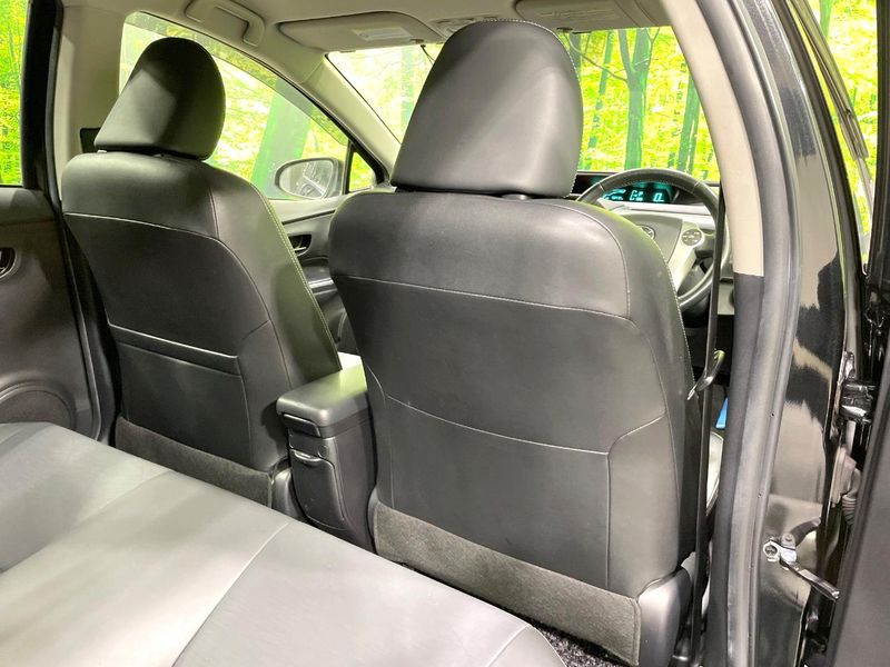 2013 Toyota Aqua DAA-NHP10 (UW-6a9cdb36897d3)[18]