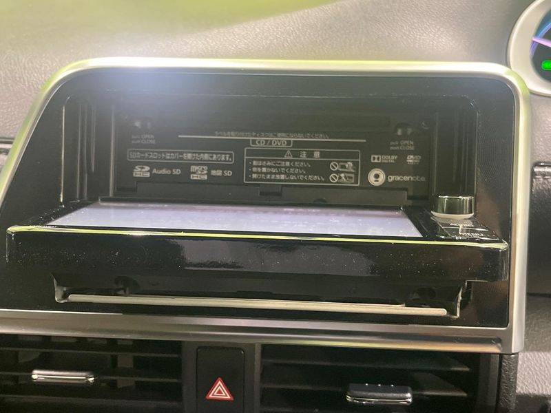 2016 Toyota Sienta DAA-NHP170G (UW-6a9cdb407f46d)[28]