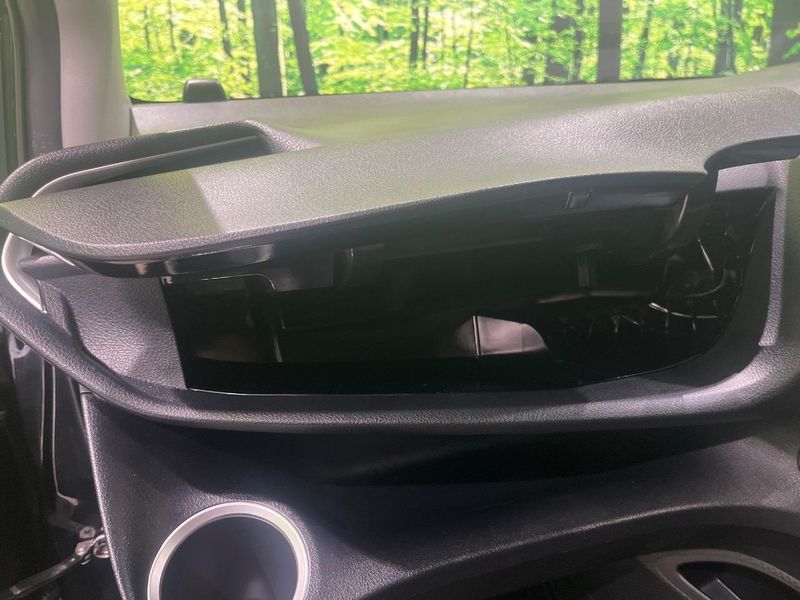 2016 Toyota Sienta DAA-NHP170G (UW-6a9cdb407f46d)[6]