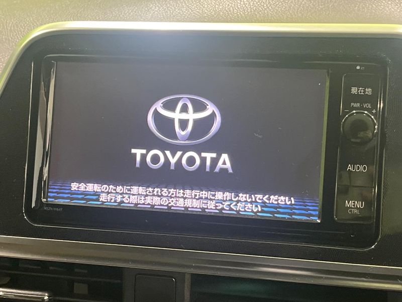 2016 Toyota Sienta DAA-NHP170G (UW-6a9cdb407f46d)[19]