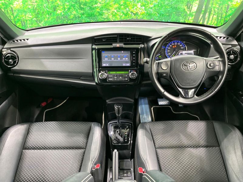 2016 Toyota Corolla Fielder DAA-NKE165G (UW-6a9cdb442b897)[19]