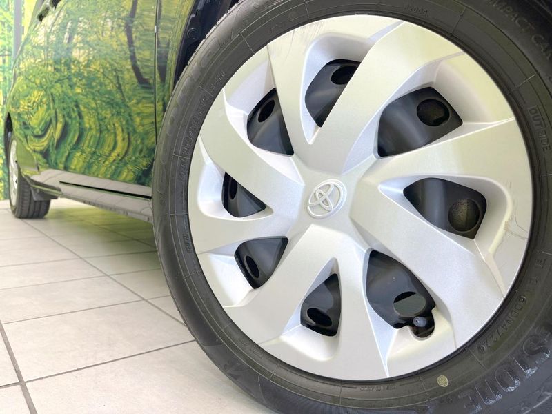 2016 Toyota Sienta DBA-NSP170G (UW-6a9cdb4701a0f)[9]