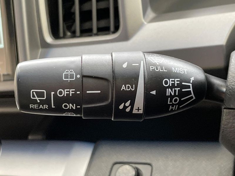 2014 Honda Stepwgn Spada DBA-RK5 (UW-6a9cdb5d7a1e1)[13]