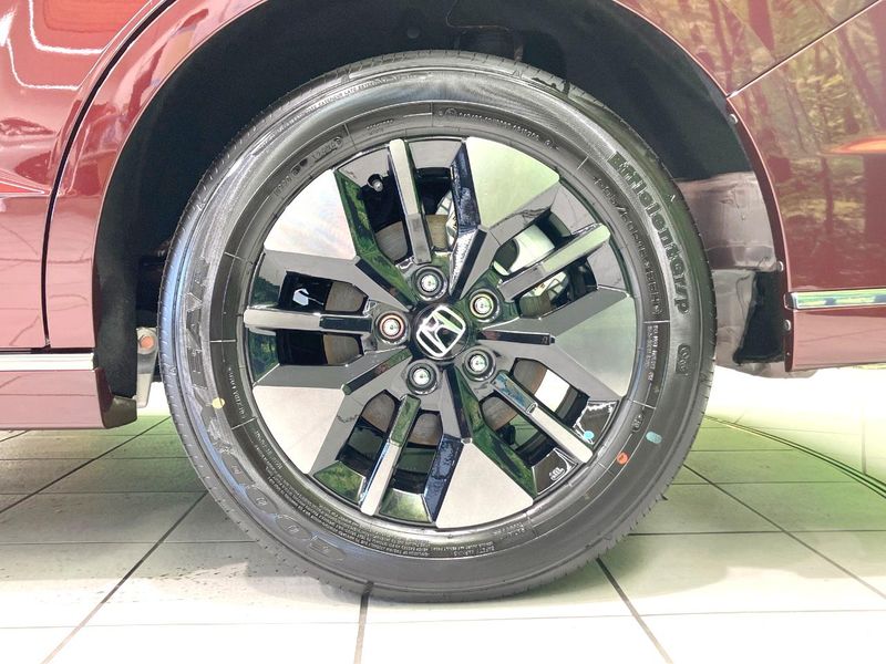 2026 Honda Step Wagon 6AA-RP8 (UW-6a9cdb6577f69)[15]