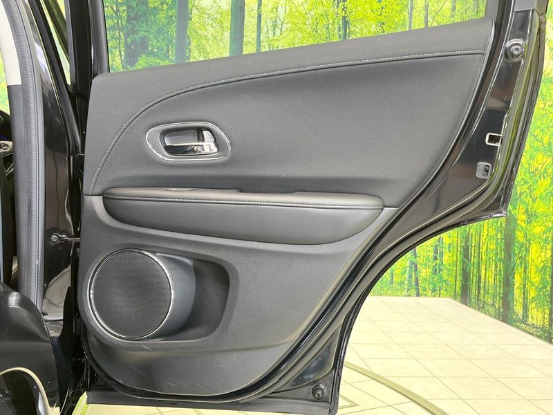 2014 Honda Vezel DAA-RU3 (UW-6a9cdb66cab2d)[20]