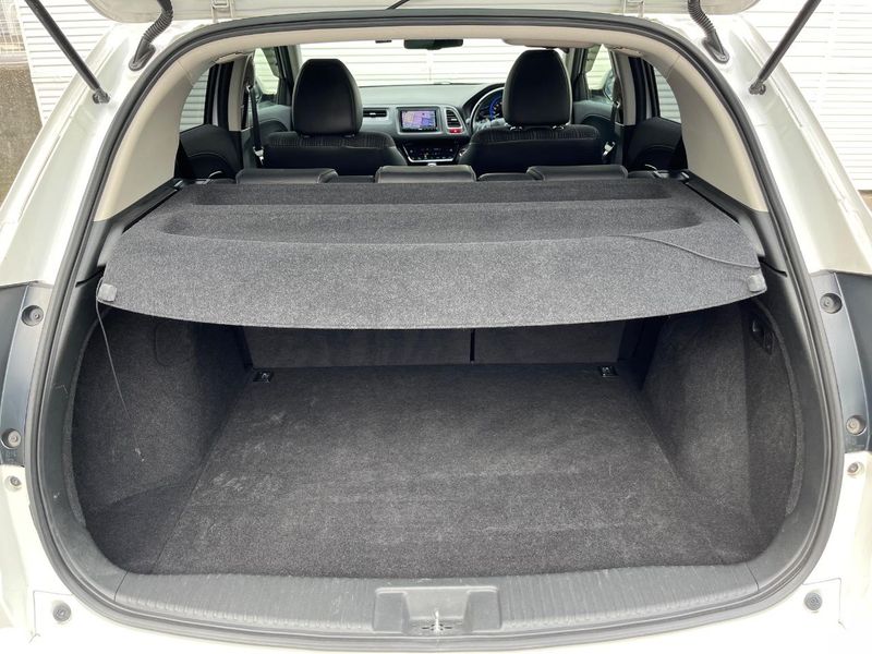 2015 Honda Vezel DAA-RU3 (UW-6a9cdb6773ad2)[19]