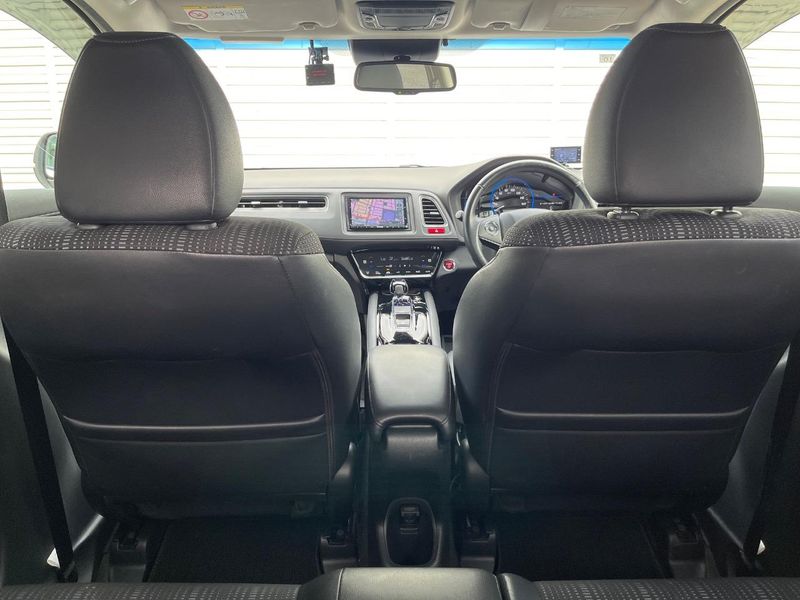 2015 Honda Vezel DAA-RU3 (UW-6a9cdb6773ad2)[21]