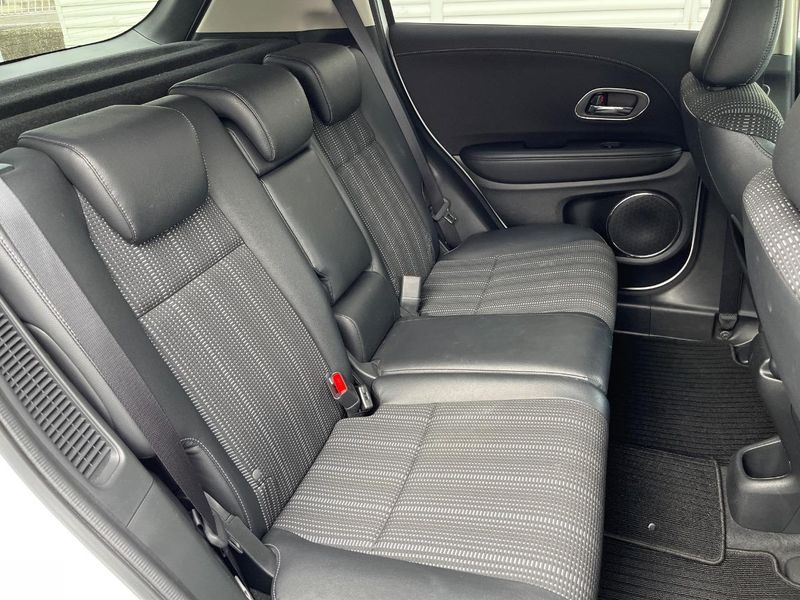 2015 Honda Vezel DAA-RU3 (UW-6a9cdb6773ad2)[11]