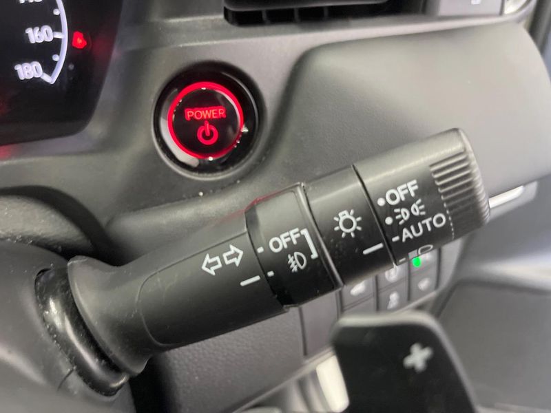 2021 Honda Vezel 6AA-RV5 (UW-6a9cdb710d376)[18]