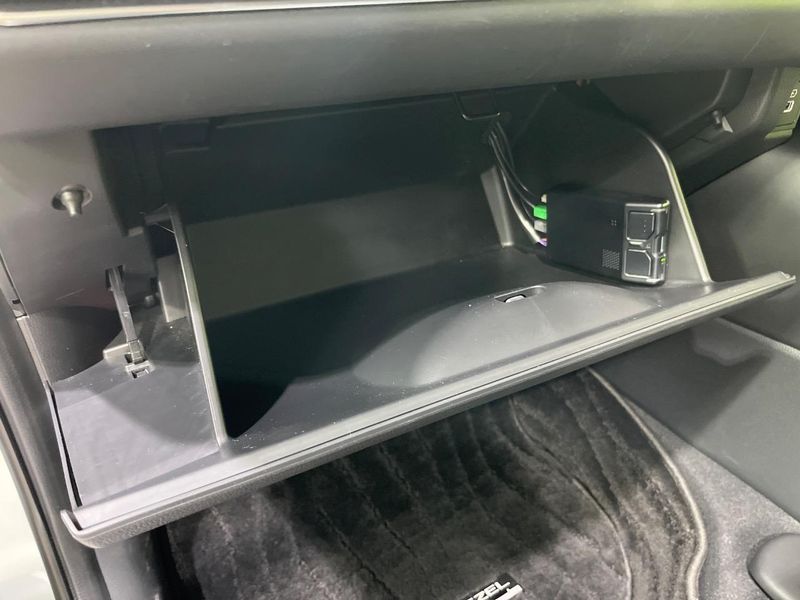 2022 Honda Vezel 6AA-RV5 (UW-6a9cdb730e85c)[7]