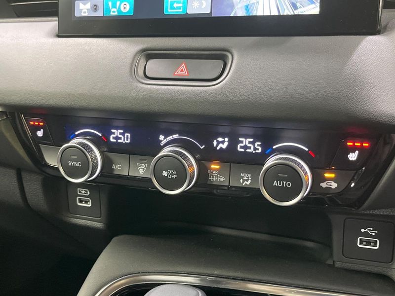 2022 Honda Vezel 6AA-RV5 (UW-6a9cdb730e85c)[14]