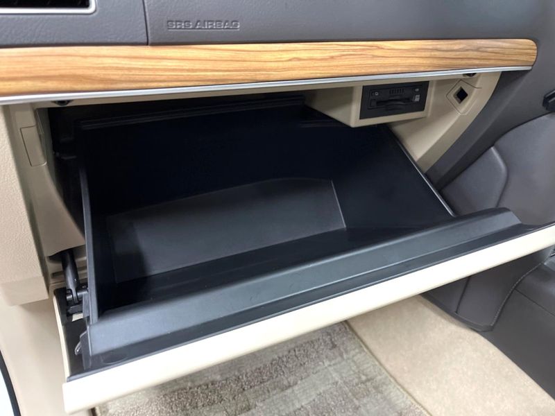2022 Toyota Land Cruiser Prado 3BA-TRJ150W (UW-6a9cdba968c8b)[4]