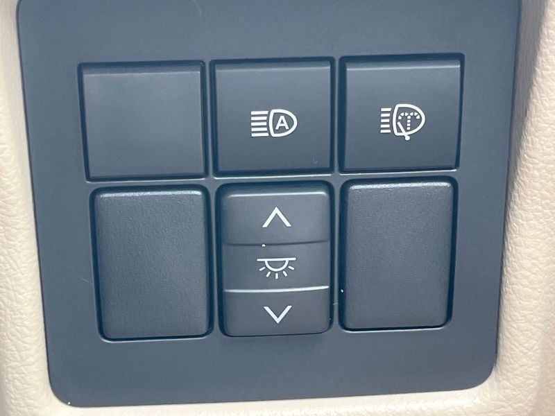 2023 Toyota Land Cruiser Prado 3BA-TRJ150W (UW-6a9cdbabdd3fb)[12]