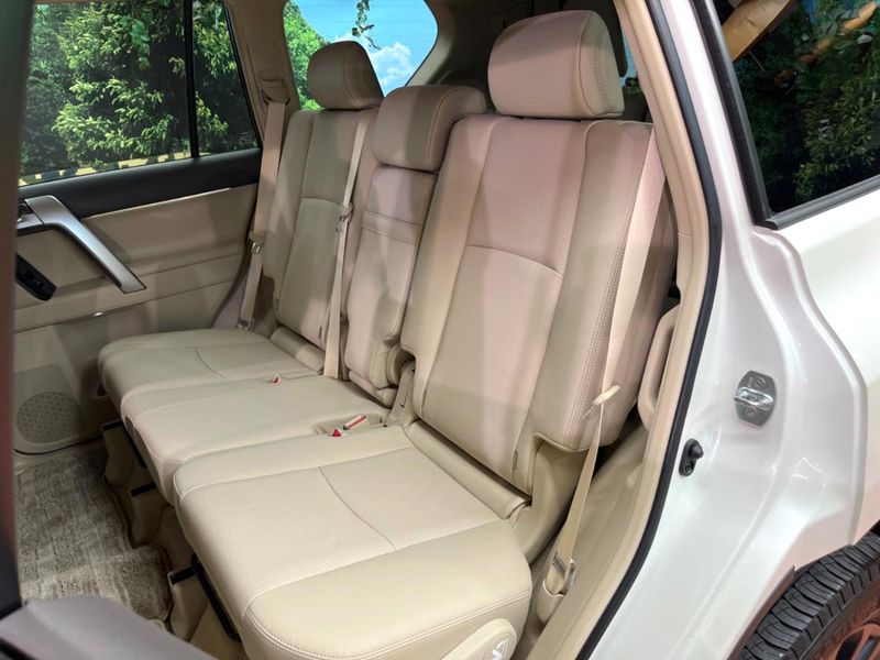 2023 Toyota Land Cruiser Prado 3BA-TRJ150W (UW-6a9cdbaf21ecc)[11]