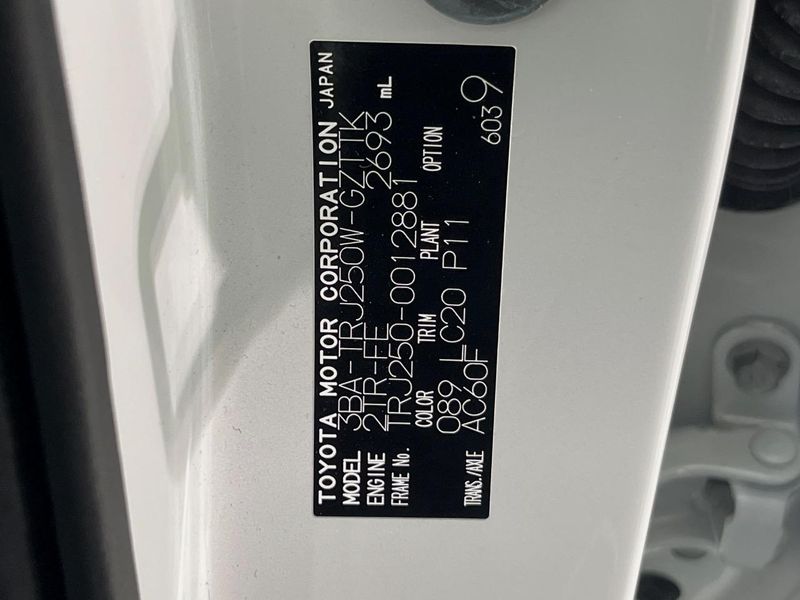 2025 Toyota Land Cruiser 250 3BA-TRJ250W (UW-6a9cdbb439560)[1]