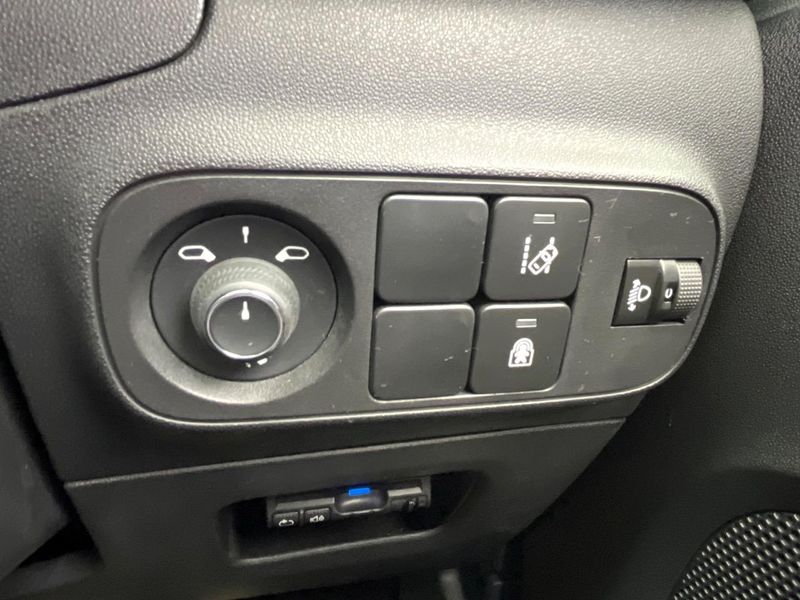 2018 Citroen C3 ABA-B6HN01 (UW-6a9cdbc1db710)[7]