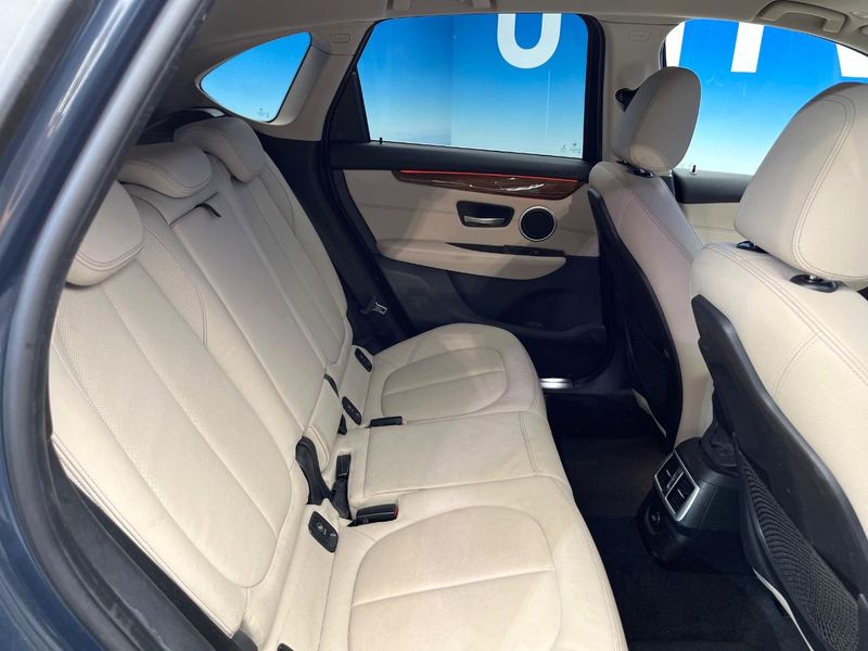 2018 BMW 2 Series LDA-2C20 (UW-6a9cdbd485596)[26]