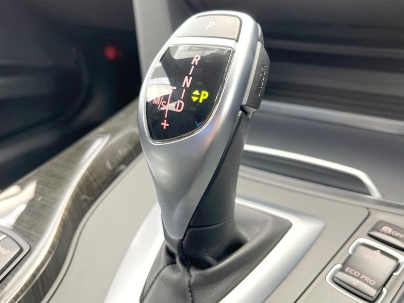 2018 BMW 3 Series DBA-8A20 (UW-6a9cdbd7b70e5)[15]