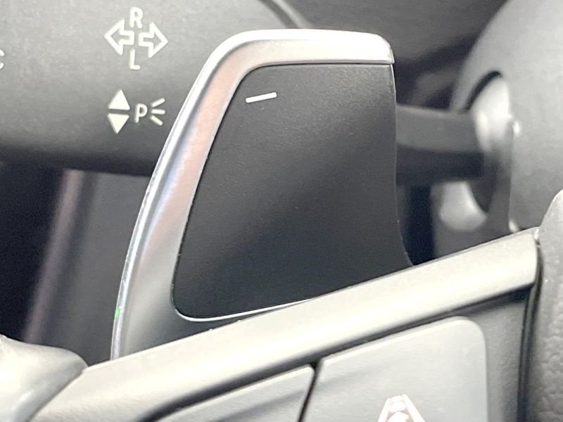 2018 BMW 3 Series DBA-8A20 (UW-6a9cdbd7b70e5)[23]