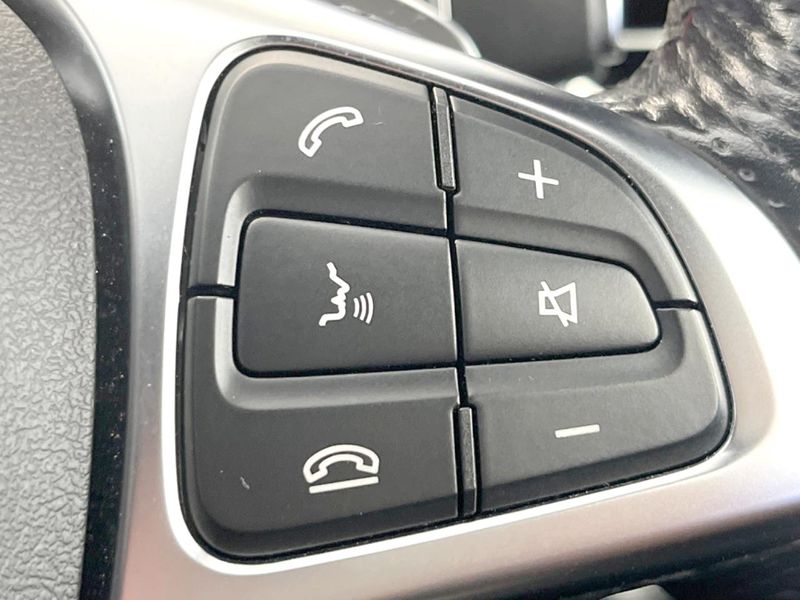 2017 Mercedes Benz C Class DBA-205043 (UW-6a9cdbde97a6d)[25]