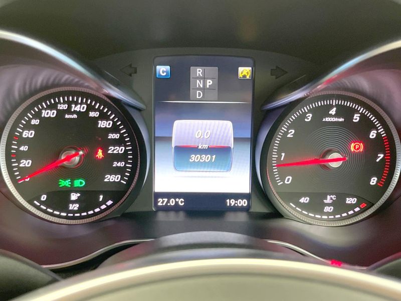 2017 Mercedes Benz C Class DBA-205043 (UW-6a9cdbde97a6d)[19]