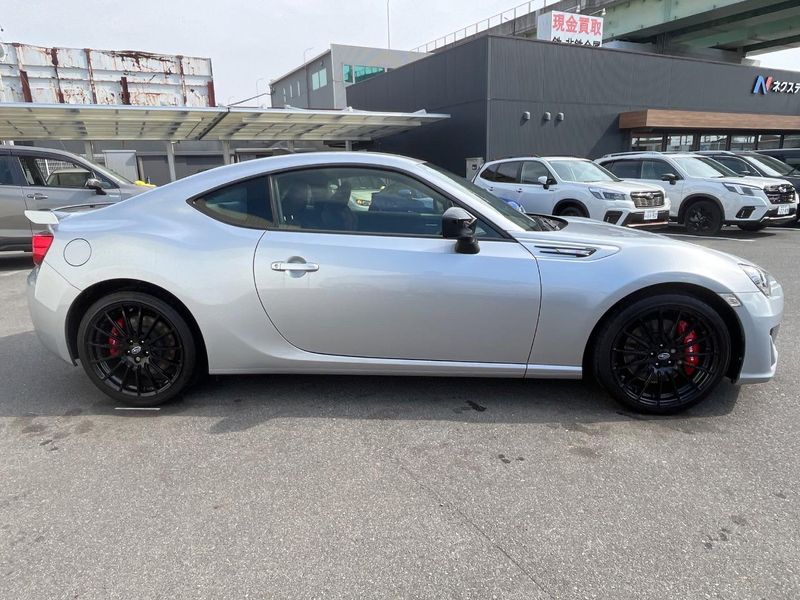 2018 Subaru BRZ DBA-ZC6 (UW-6a9cdbf64279b)[19]